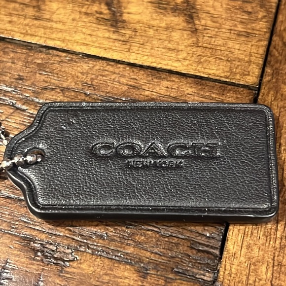 2 Coach Hangtags Black and Purple Preloved Minor Wear - Picture 6 of 6